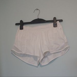 White Lululemon hotty hot shorts